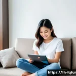 동적 웹 콘텐츠의 미래 기술 - **Prompt:** "A young Thai woman, casually dressed in a modest t-shirt and jeans, is sitting comforta...